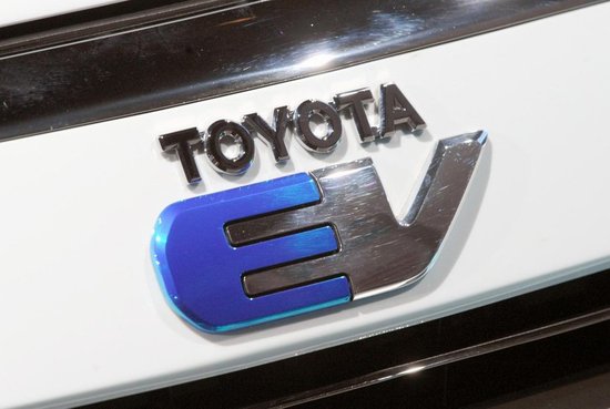 豐田明年推電動版RAV4 預計售價4萬美元 