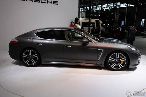 保時捷Panamera Turbo S 