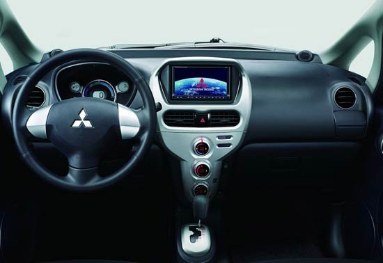 三菱i-MiEV電動(dòng)車推入門車型 約合16萬(wàn)元
